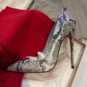 Christian Louboutin So Kate 120